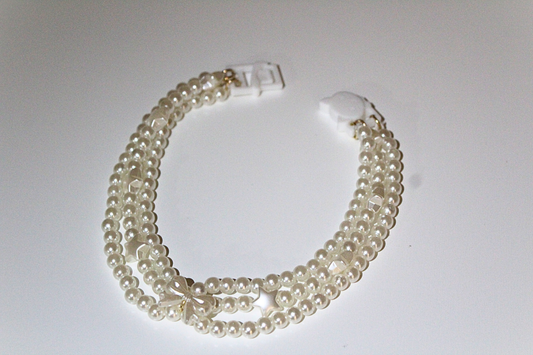 Triple Layered Pearl Breakaway Collar